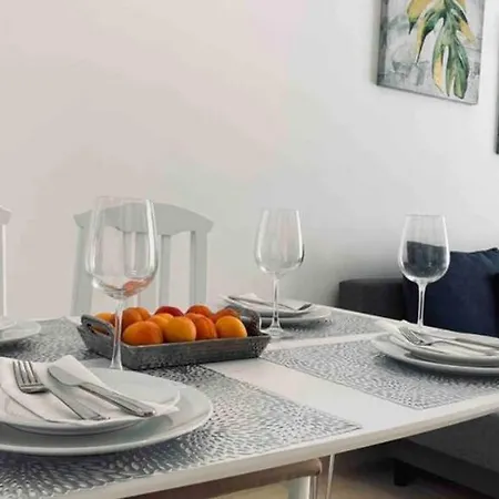 Apartamento Wonderful In The Heart Of And Close To The Fuengirola